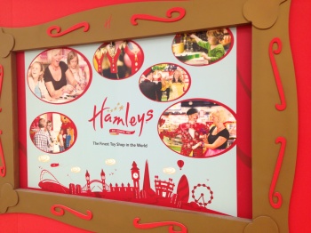 Photo stoRy for today™- Hamleys in Sweden